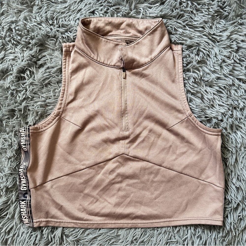 Gymshark top